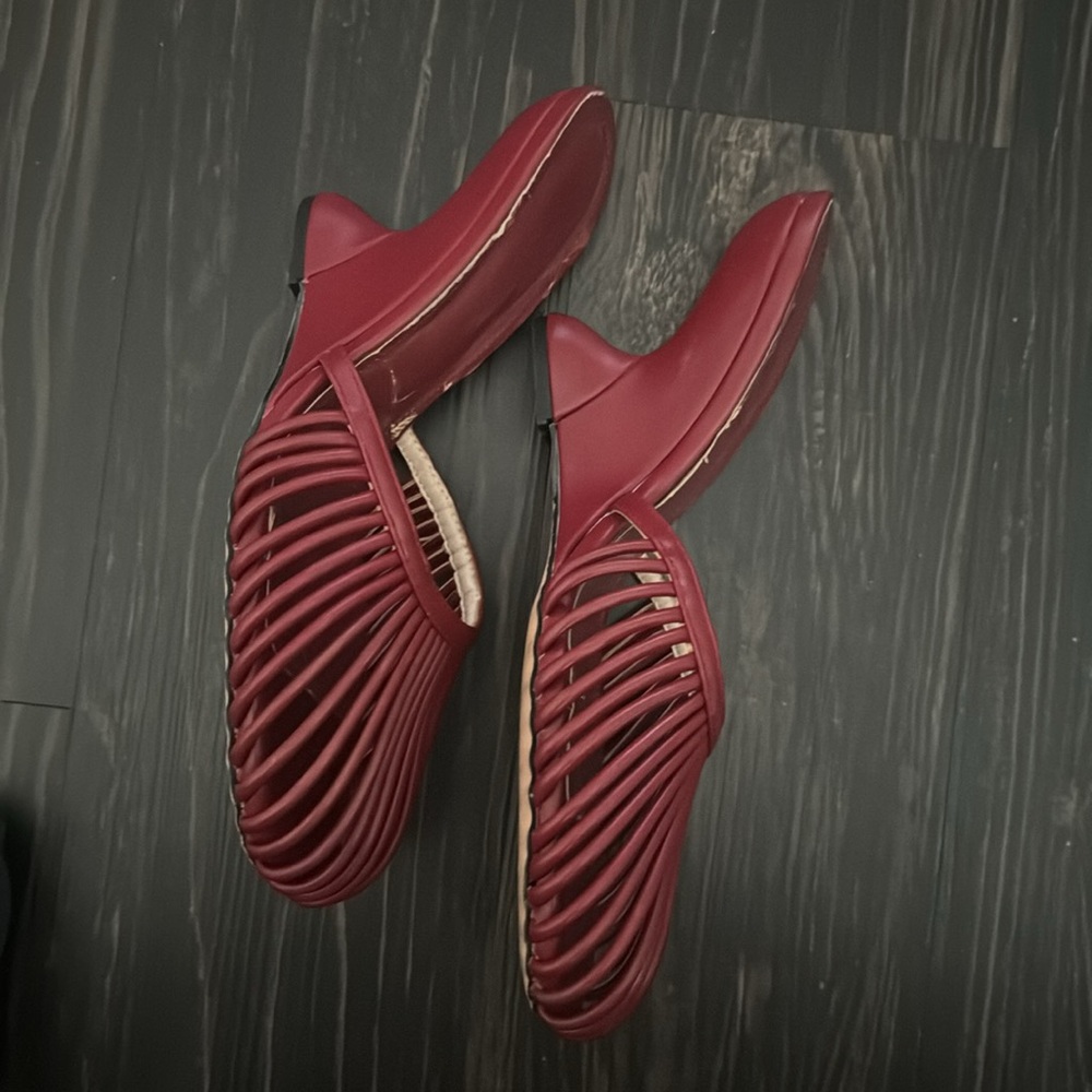 Burgundy Lottie - The Ekhator Label